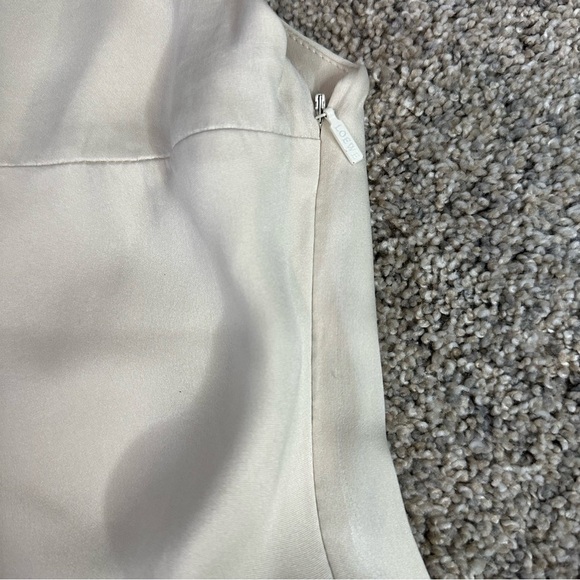 Loewe 100% Silk sleeveless blouse tank cream ivory sz 40 10 Large luxury Rare - Picture 6 of 14